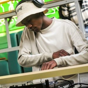 Mdu Aka Trp – Gentle Stuff (Main Mix) Ft Nkukza SA